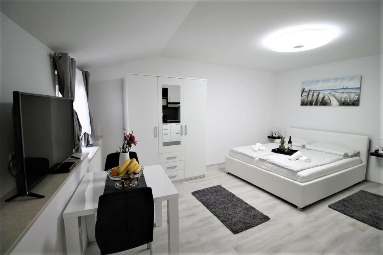 Arbel Apartments Porec Luaran gambar
