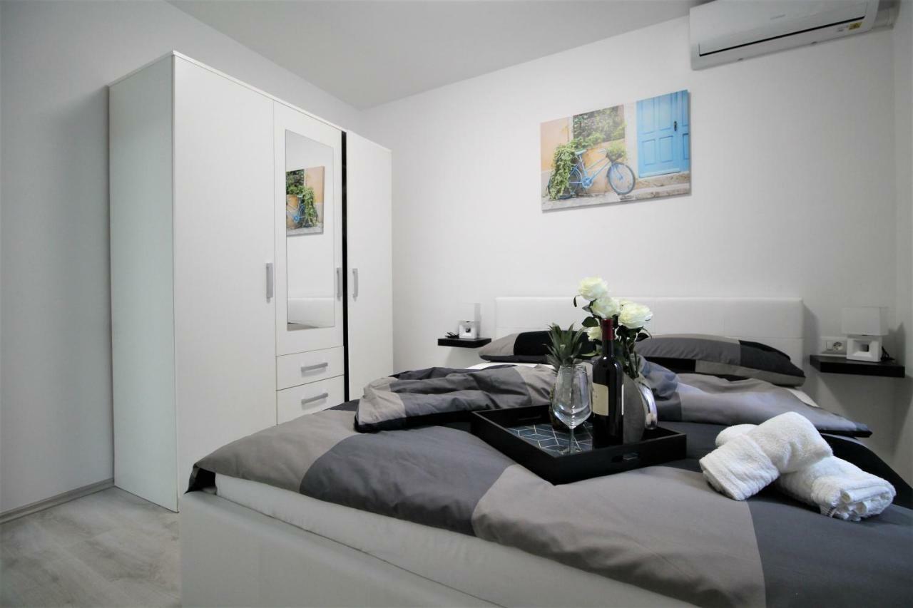 Arbel Apartments Porec Luaran gambar