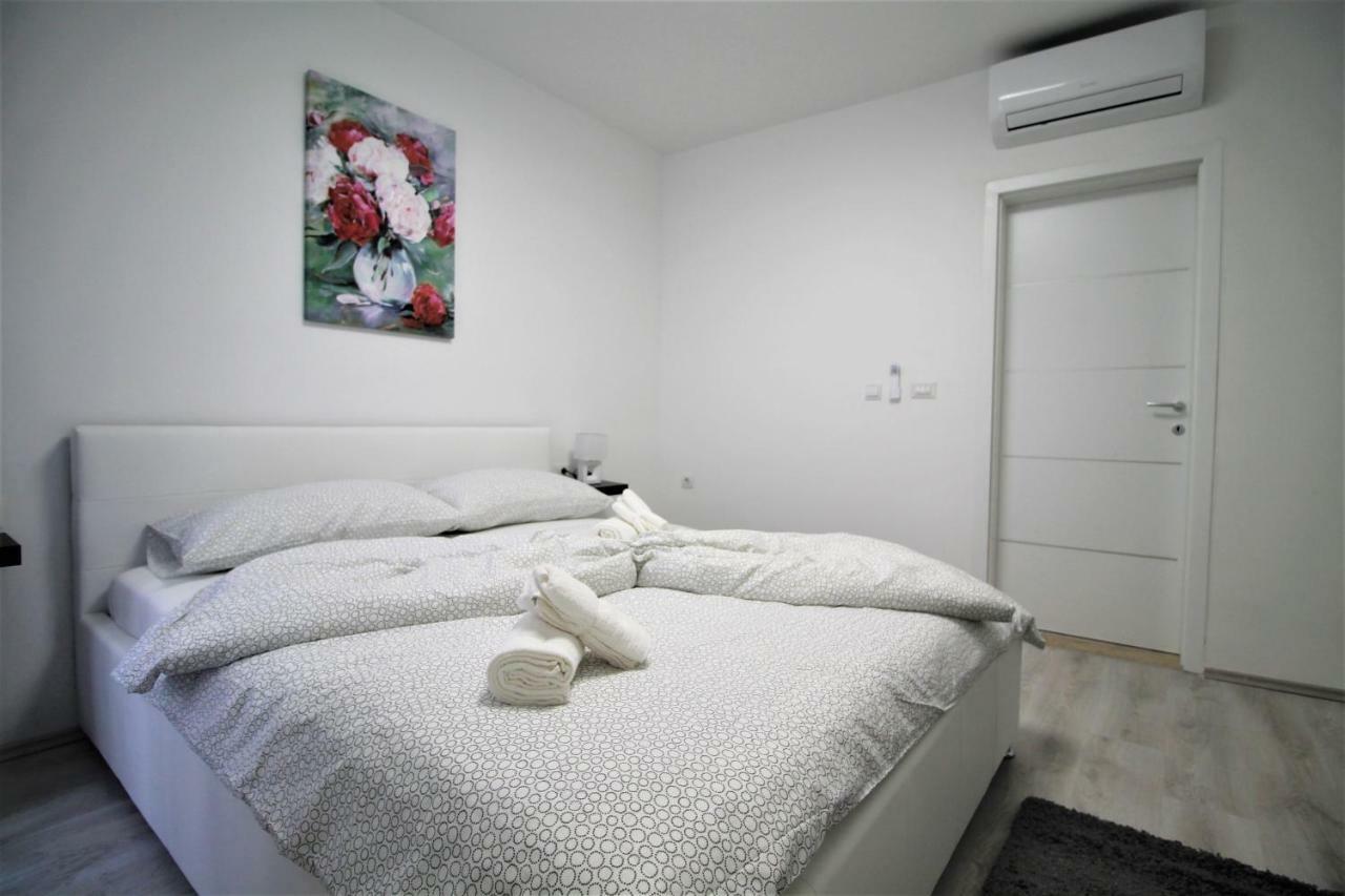 Arbel Apartments Porec Luaran gambar